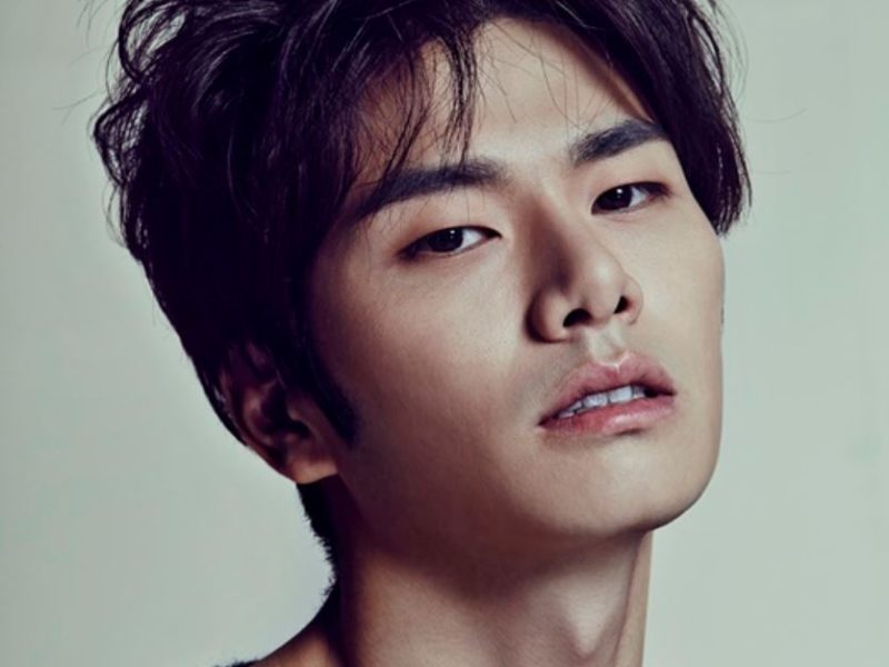 Actor Lee Yi-kyung